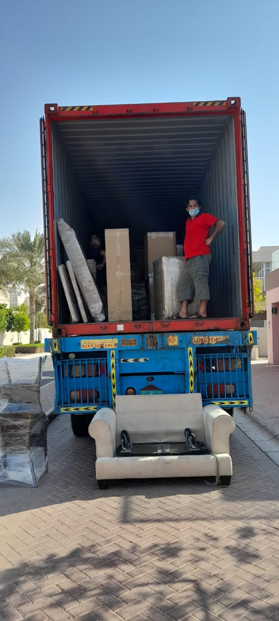 Movers And Pacekrs In Abu Dhabi Company