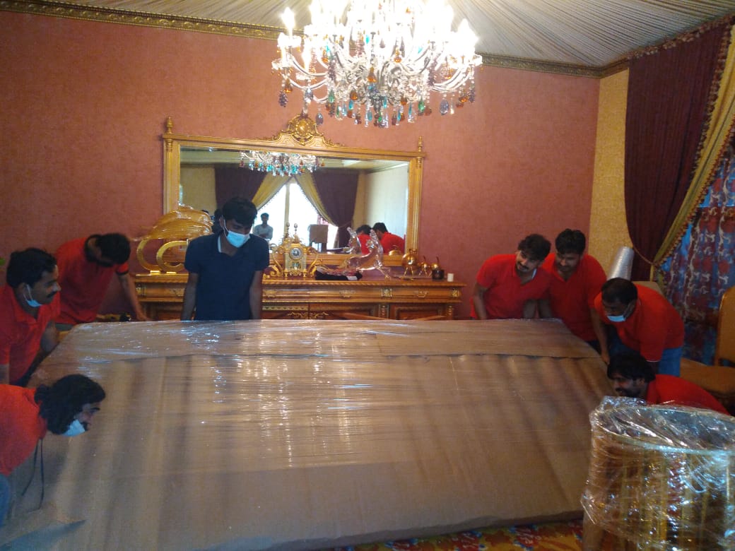 Professional-movers-and-packers-in-Dubai-professional-sh-movers-and pacekrs